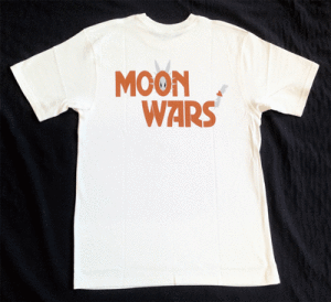 MOON WARS WHITE Tシャツ（背面）