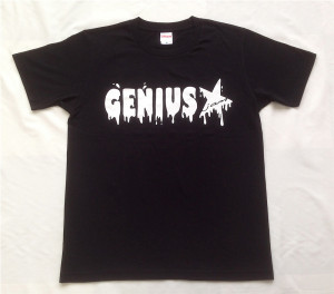 Genius「ブラック」Tシャツ（胸面）