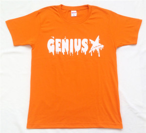 Genius「オレンジ」Tシャツ（胸面）